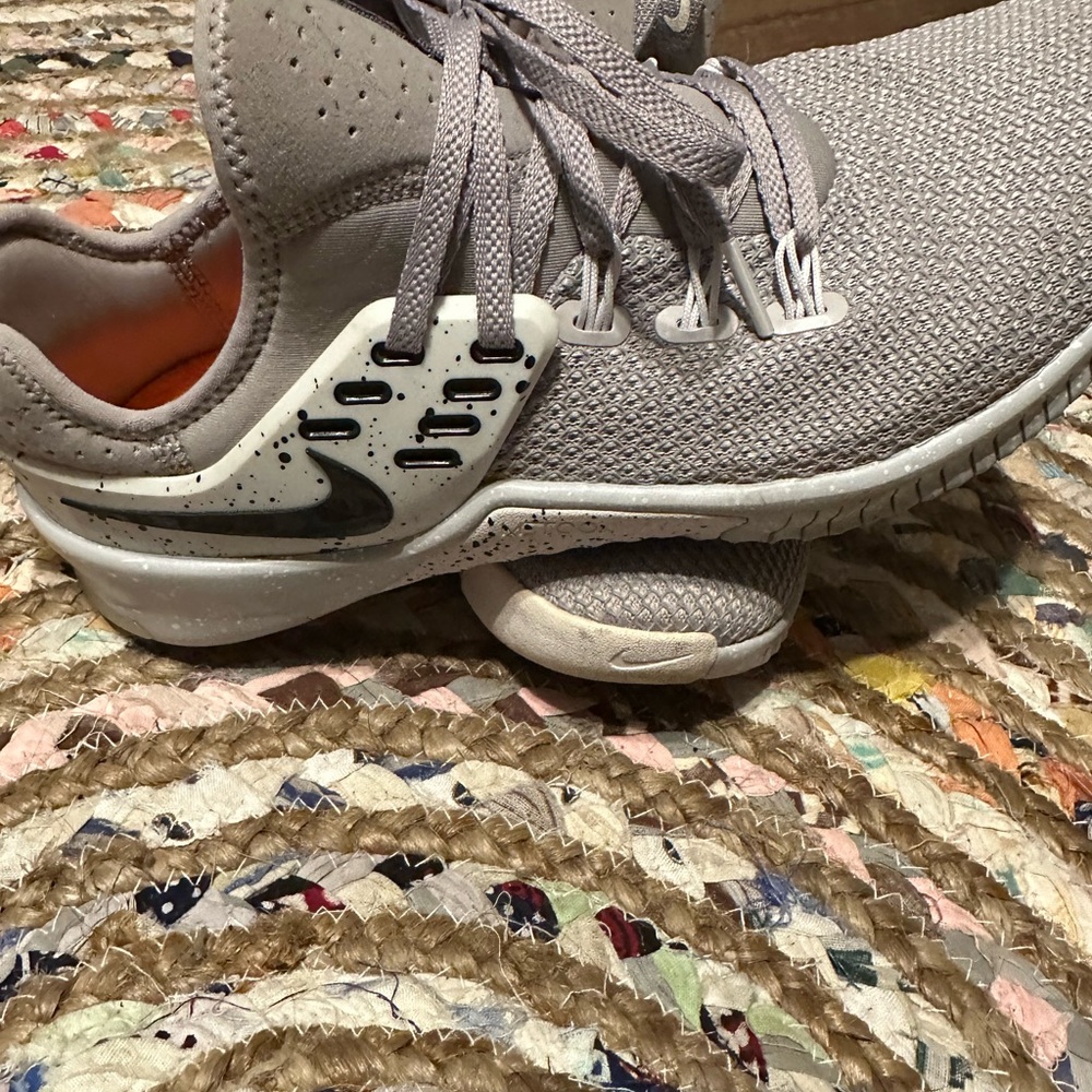 Nike free metcon 8.5 (men’s 7)